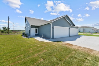 2701 Tim Rogers Ln, Salina, KS 67401