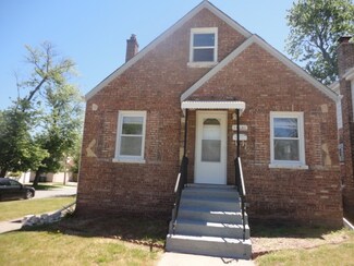 18101 Oakwood Ave, Lansing, IL 60438