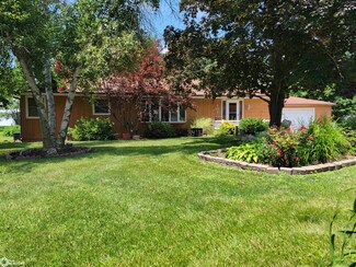 401 N College St, Agency, IA 52530