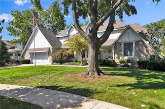 12604 Meadow Ln, Leawood, KS 66209