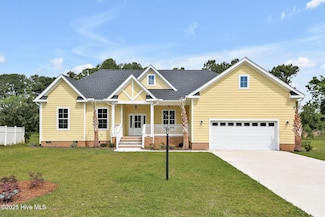 502 Genoes Point Rd SW, Supply, NC 28462