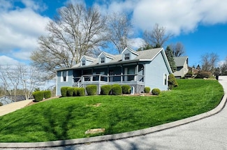 11 Alpine Ct, Wheeling, WV 26003