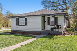2901 Arizona St, Lake Station, IN 46405
