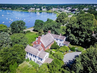 150 Cross St, Chatham, MA 02633
