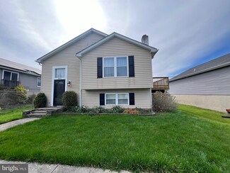 893 Edmund St, Aberdeen, MD 21001