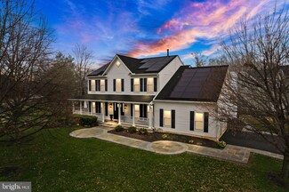 602 Marshall Dr NE, Leesburg, VA 20176