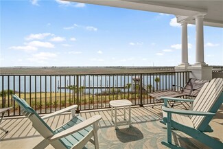 227 Fort King George Dr Unit G, Darien, GA 31305