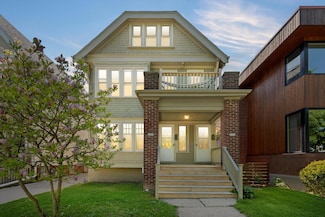 1723 N 49th St, Milwaukee, WI 53208