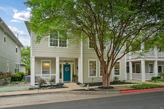 2720 Kinney Oaks Ct, Austin, TX 78704