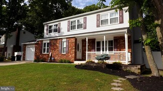 38 Woodshire Dr, Sicklerville, NJ 08081