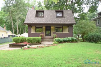2313 Tremainsville Rd, Toledo, OH 43613