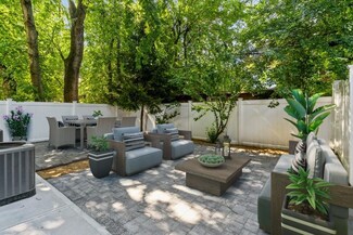 59 Jewett Ave, Jersey City, NJ 07304