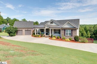 353 Robertson Way, Travelers Rest, SC 29690