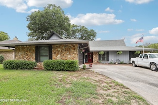 2150 Broad Water Dr, Jacksonville, FL 32225