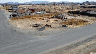 1 Smoketree Ln, Yerington, NV 89447