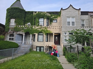 5919 S Indiana Ave, Chicago, IL 60637