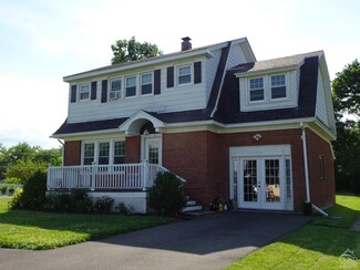 265 Washington Blvd, Hudson, NY 12534