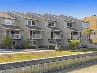 360 8th Ave N Unit 3, Tierra Verde, FL 33715