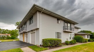221 Sagamore Ct Unit 971, Schaumburg, IL 60194
