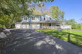 17525 Auten Rd, Granger, IN 46530