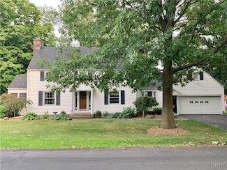 11 Bedford Dr, Whitesboro, NY 13492