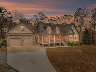 524 E Teems Rd, Ringgold, GA 30736