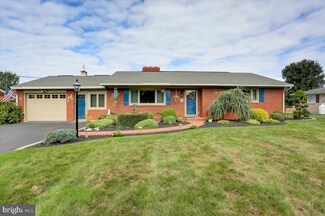 10851 Grindstone Hill Rd, Greencastle, PA 17225