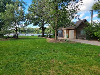 26034 Cottage Rd, Wilmington, IL 60481