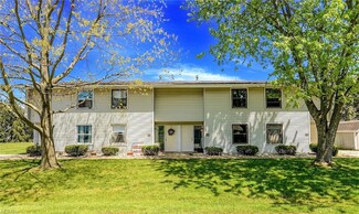 372 Oak Manor Ave NE, Massillon, OH 44646