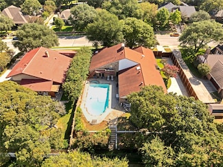 3827 Ashbury Ln, Bedford, TX 76021