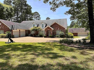 9 Chinquepin Dr, Magnolia, AR 71753