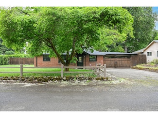 4011 SE Willamette Dr, Milwaukie, OR 97267
