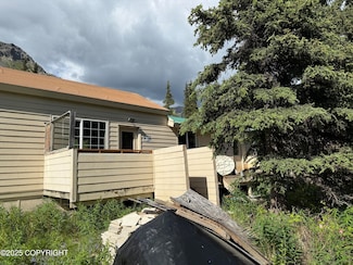 20120 W Glenn Hwy, Sutton, AK 99674