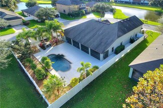 253 Oaklanding Ln, Mulberry, FL 33860