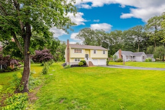 36 Lawrence Ave, Avon, CT 06001