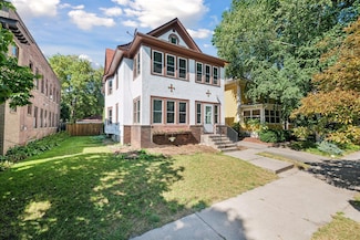 2104 Emerson Ave S, Minneapolis, MN 55405