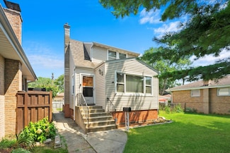 3645 Emerson St, Franklin Park, IL 60131