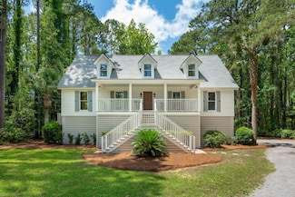 338 Mcclellan Ave, McClellanville, SC 29458
