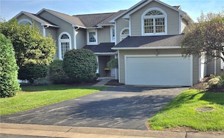8 Cedarview, Fairport, NY 14450