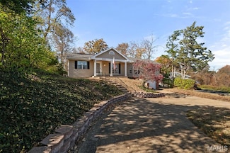 8947 New Sappington Rd, Saint Louis, MO 63126