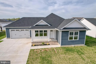 237 Plantation Dr, Felton, DE 19943