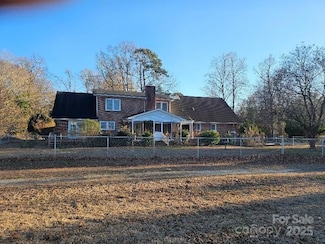 100 Boros Landing, New Bern, NC 28560