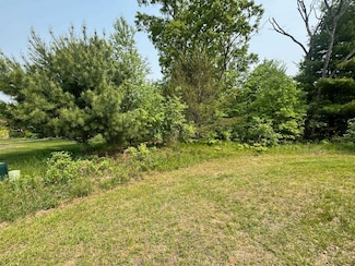 405 Oakbrook Ct, Wisconsin Dells, WI 53965