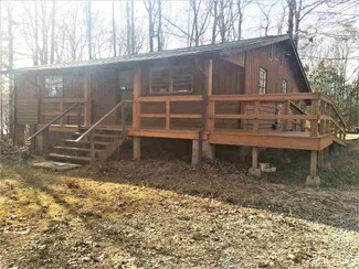 720 W Cove Dr Unit 740 W Cove, Mountain Rest, SC 29664