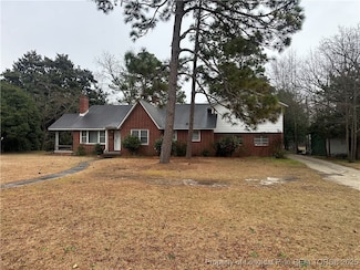 717 S Main St, Red Springs, NC 28377