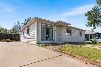 1157 Worchester St, Aurora, CO 80011