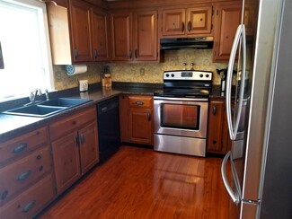4 Deer Run Cir, Kingston, NH 03848