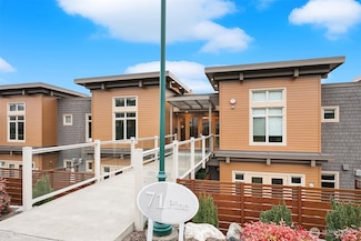 71 Pine St Unit 302, Edmonds, WA 98020
