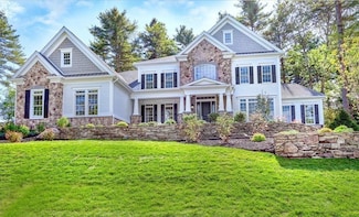 9 Schaffner Ln, Dover, MA 02030