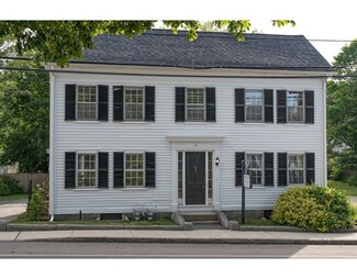 21 Main St, Essex, MA 01929